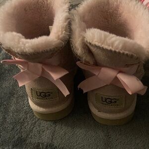 UGG Pink Bailey Bow Size 1 Girls
